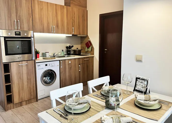 Apartment Emis Alpine Retreat - Modern & Cozy & Bright Bansko