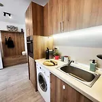 Emis Alpine Retreat - Modern & Cozy & Bright Bansko
